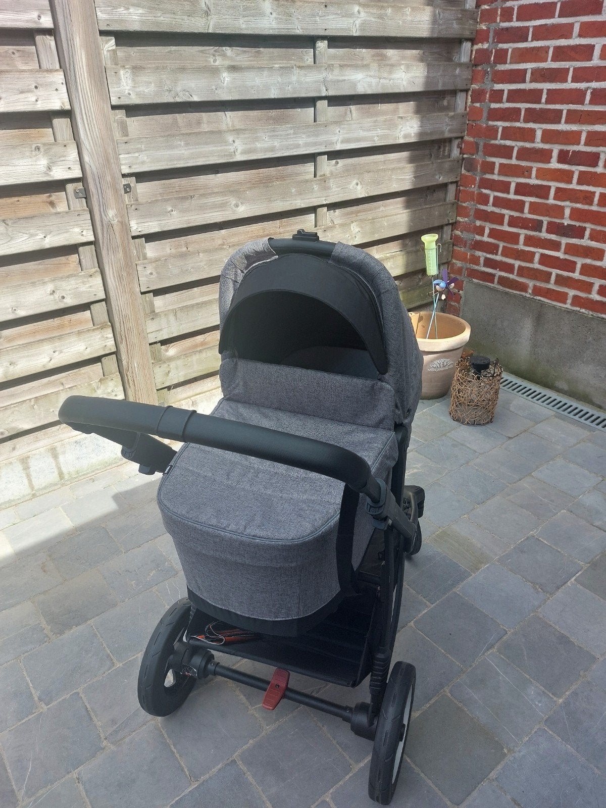 Thule sleek wandelwagen, Enfants & Bébés, Poussettes & Combinaisons, Enlèvement