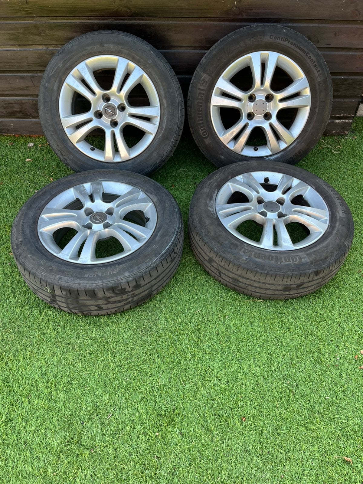 4 Jantes alliage 15" 4x100 Opel Corsa D, Auto-onderdelen, Banden en Velgen, Ophalen, Gebruikt, 15 inch, Banden en Velgen