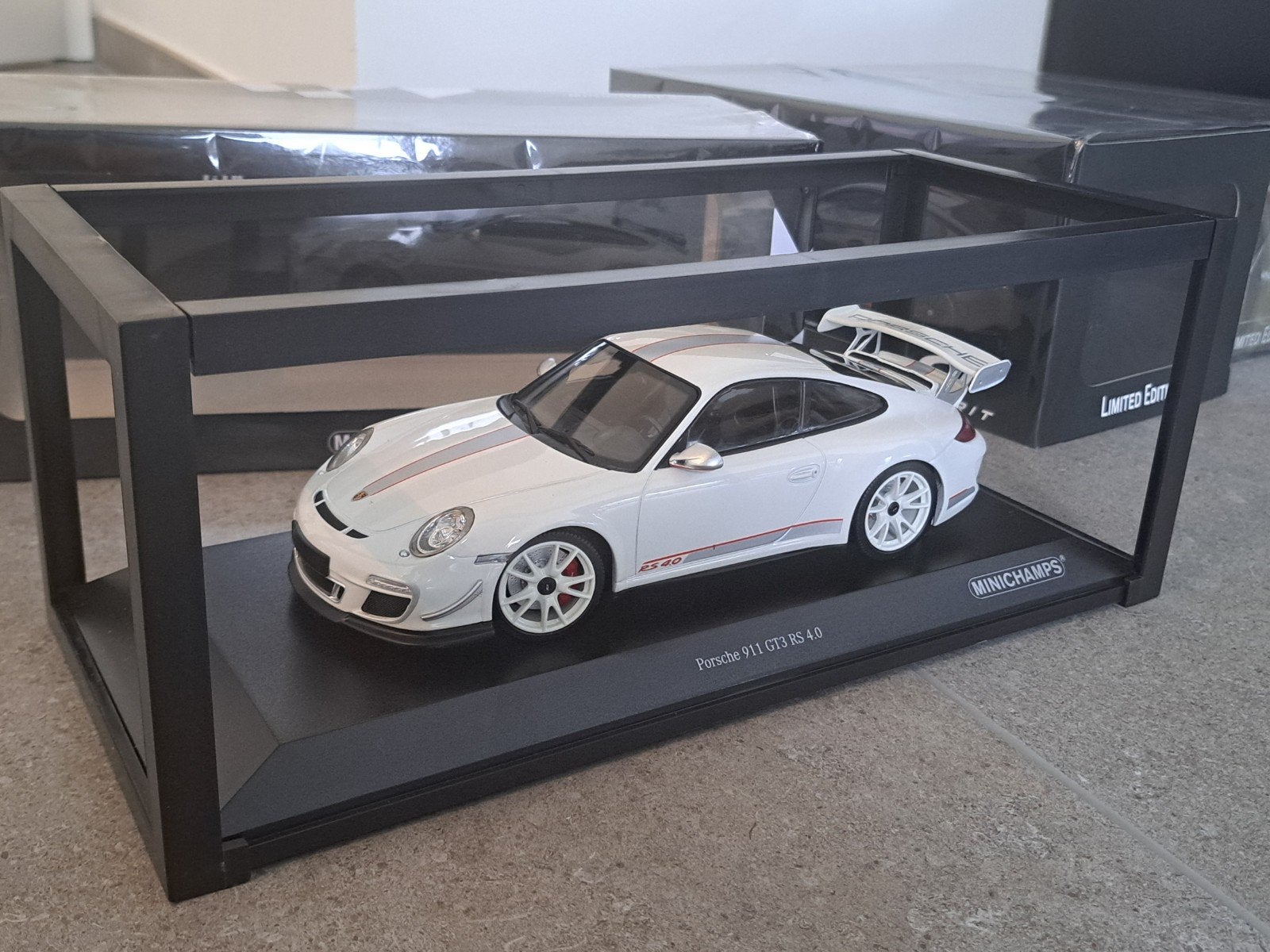 Porsche 911 997 GT3 Minichamps 1/18 Neuve, Enlèvement ou Envoi, Voiture, Autoart