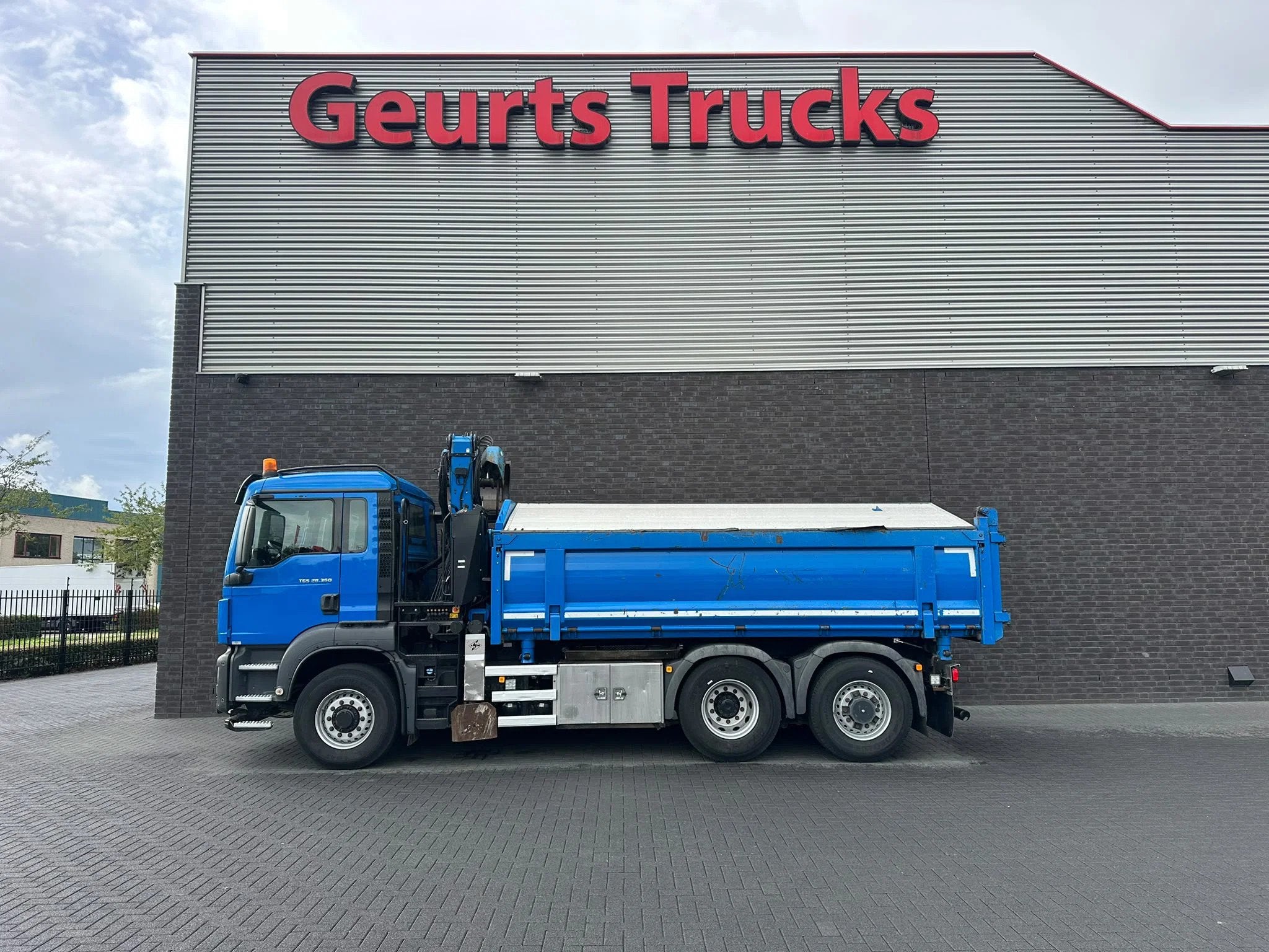 MAN TGS 26.360 6X4H-4 BL KIPPER +EPSILON Q 170 EASYFOLD KRAA, Automaat, Blauw, MAN, Diesel