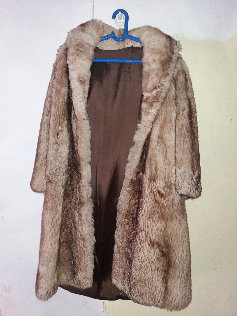 Manteau de fourrure en vison., Enlèvement, Porté