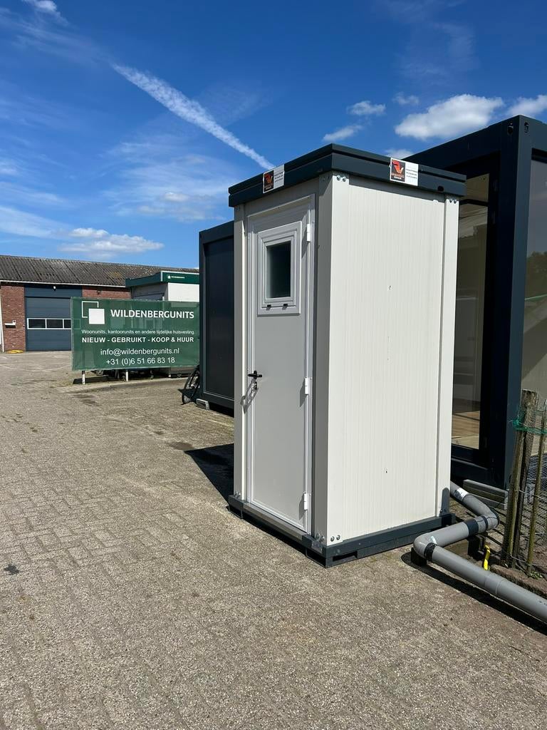 Wc unit te huur, Ophalen