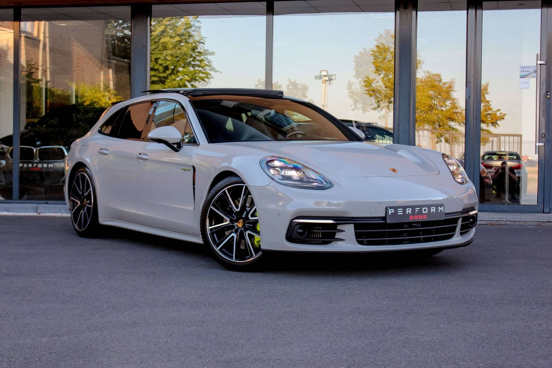 Porsche Panamera 4*SPORT TURISMO*HYBRID*21%BTW*FULL*, Automaat, Dealer onderhouden, Gebruikt, Euro 6