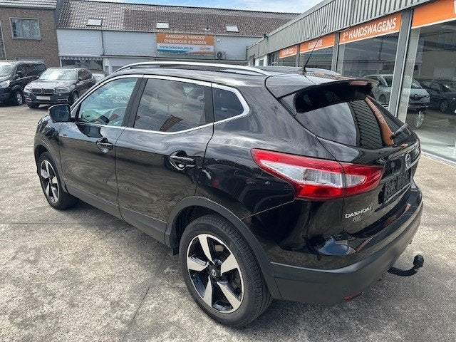 Nissan Qashqai, 1.2i benzine, 2016, 99.748km's + Garantie, Auto's, Nissan, Zwart, 360° camera, Qashqai, 85 kW
