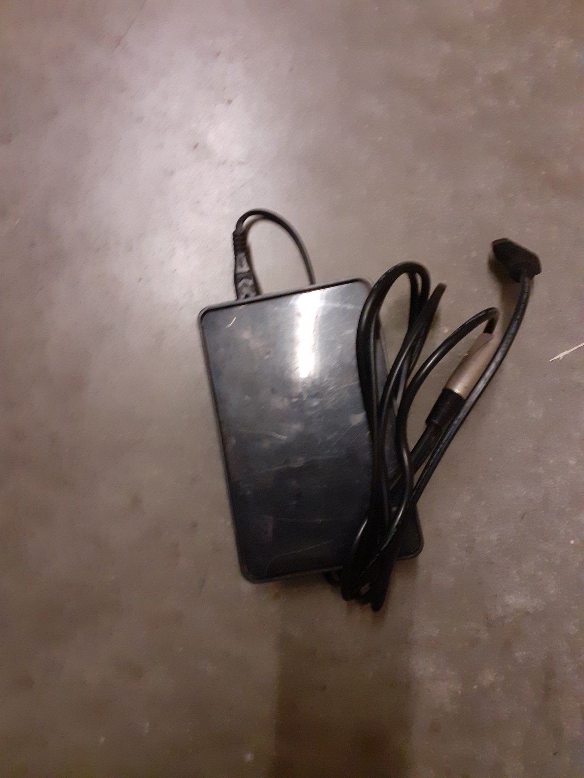 chargeur pour accu, Enlèvement, Comme neuf