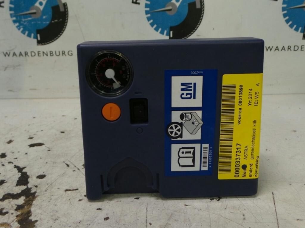 OPEL ASTRA BAND OPPOMP COMPRESSOR KIT 2014, Ophalen of Verzenden, Gebruikt, Stiba lid