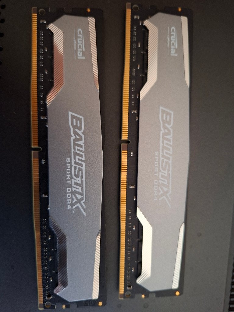 Crucial Ballistix Sport 16 GB (2 x 8 GB), DDR4, 8 GB, Enlèvement, Utilisé