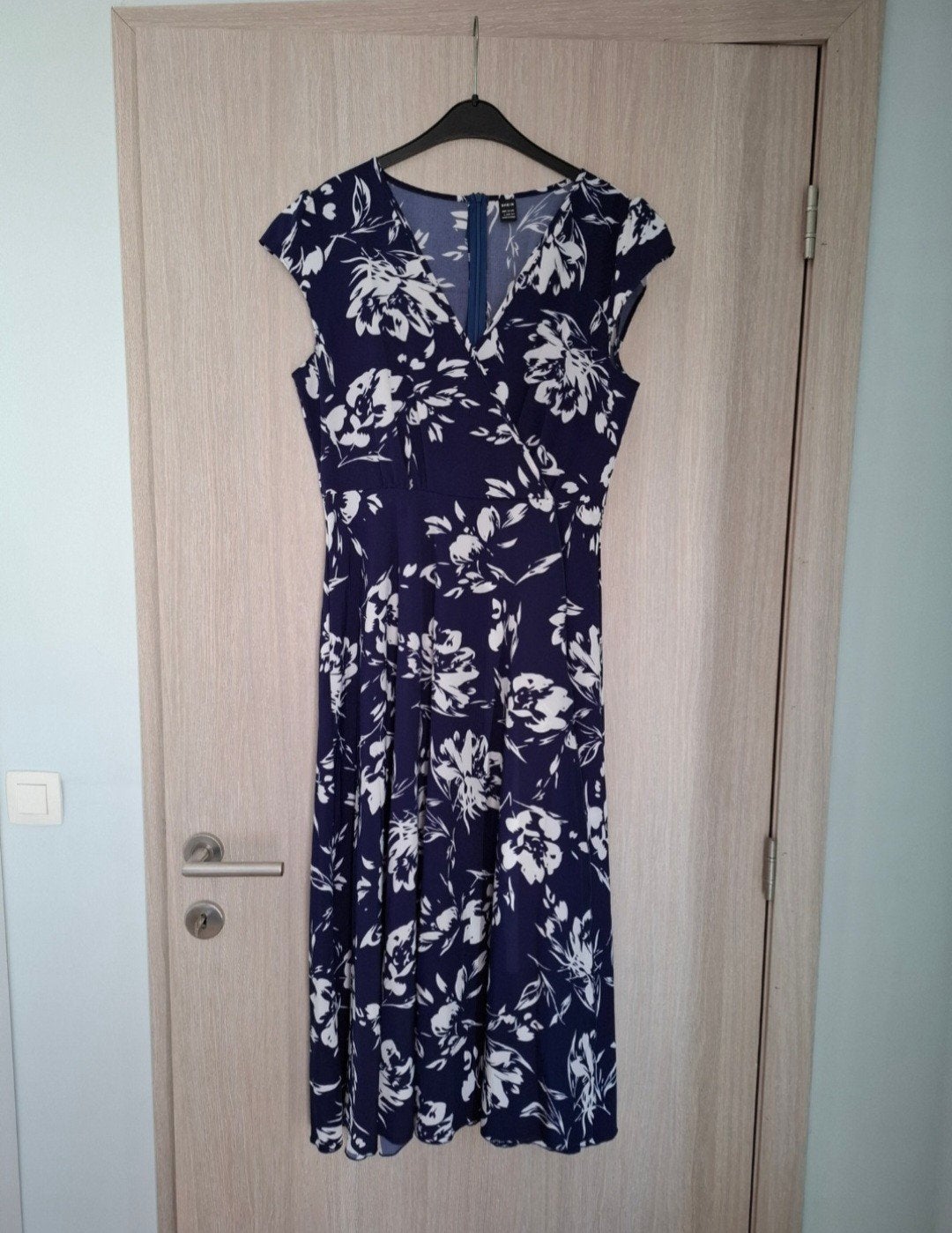 Nieuw! Jurk Shein maat 40, Kleding | Dames, Shein, Ophalen of Verzenden, Zo goed als nieuw, Maat 38/40 (M)
