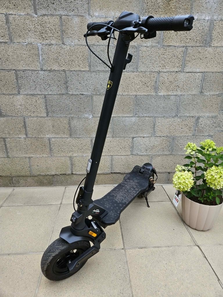 Lamborghini step nieuw, Fietsen en Brommers, Steps, Ophalen, Zo goed als nieuw, Elektrische step (E-scooter), Lamborghini