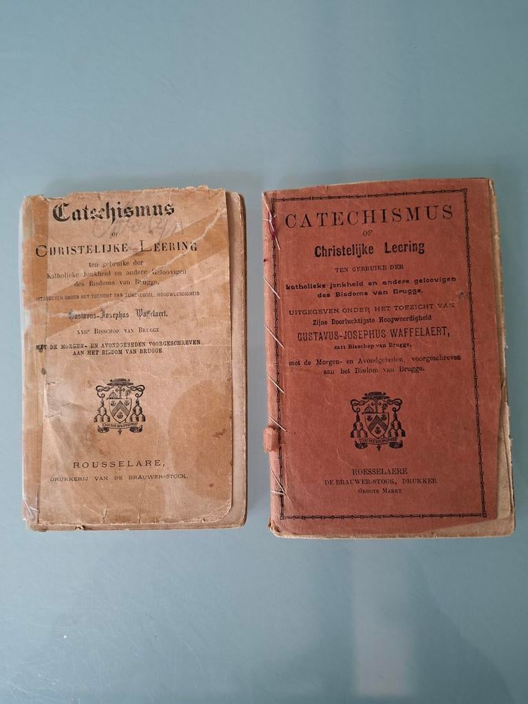 2 antieke catechismus boeken 1863 & 1899 – Bisdom Brugge, Ophalen of Verzenden