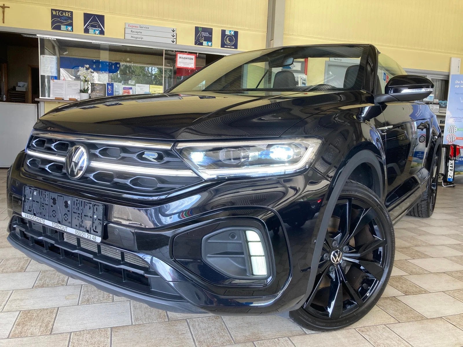 Volkswagen T-Roc T-Roc Cabrio 150tsi - R-LINE -AUTOMAAT -LED, Autos, Volkswagen, Cuir, Achat, Entreprise, Carnet d'entretien
