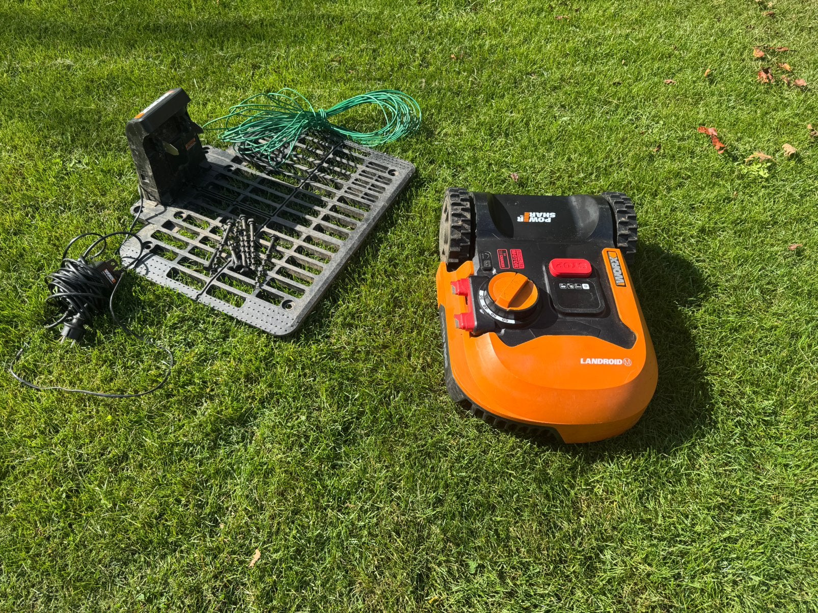 Perfect werkende robotmaaier Worx Landroid, Tuin en Terras, Ophalen, Zo goed als nieuw, Met regensensor