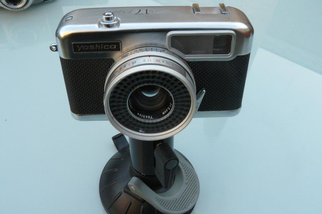 Vintage Yashica Half 17 Rapid, Audio, Tv en Foto, Fotocamera's Analoog, Ophalen of Verzenden, Zo goed als nieuw, Compact, Overige Merken
