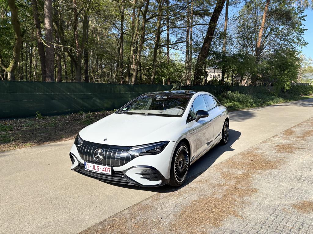 Mercedes EQE AMG 43 en option complète - en parfait état, Autos, Cuir, Argent ou Gris, Achat, Entretenue par le concessionnaire
