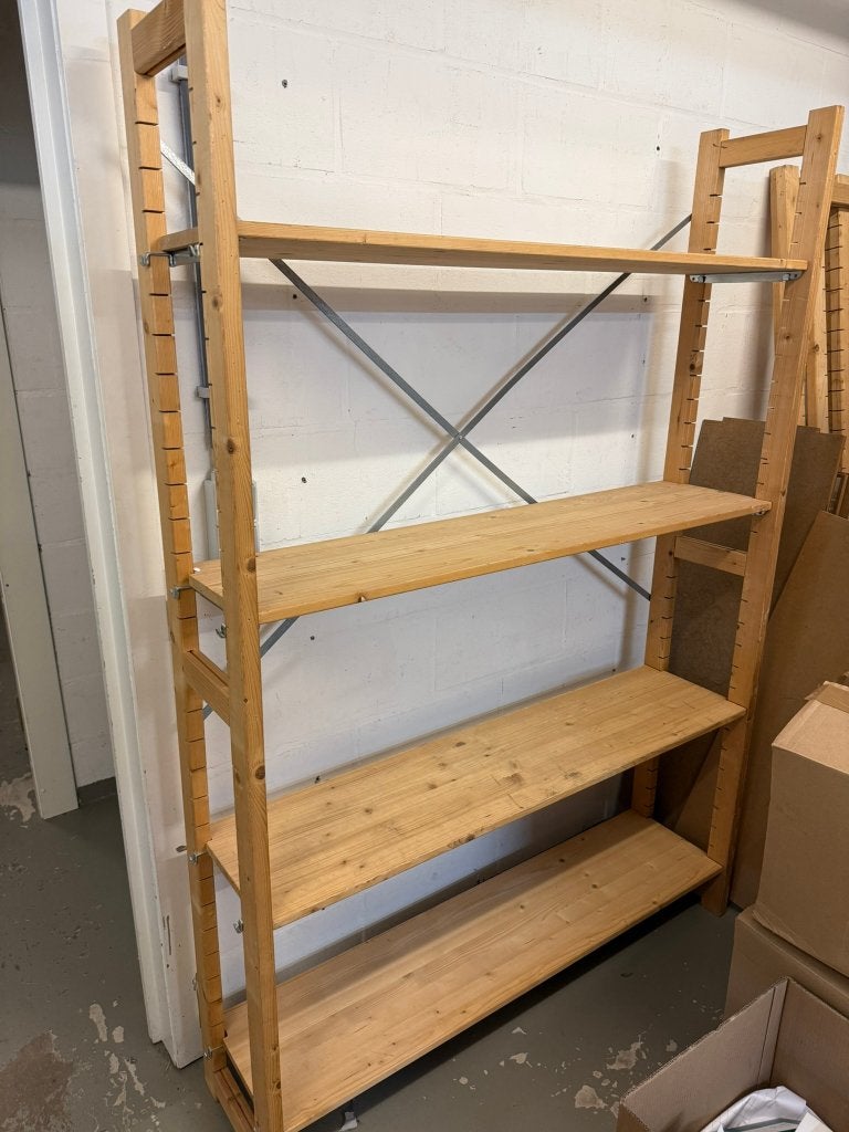 Bruynzeel houten rekken, Ophalen, Gebruikt