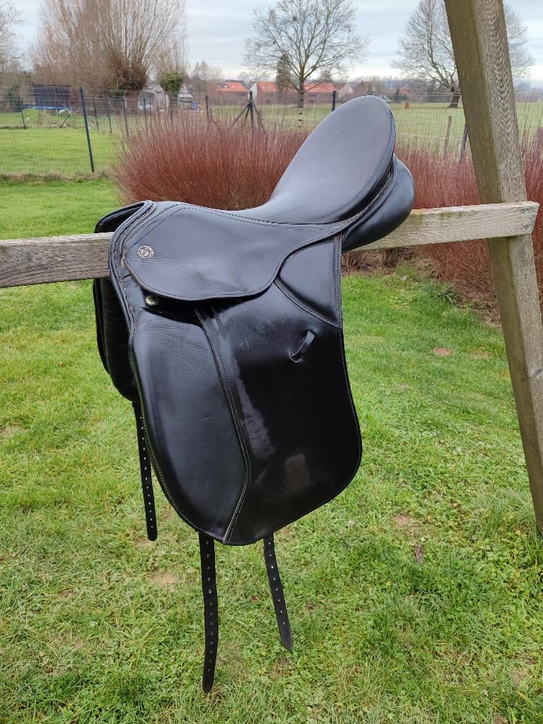 Zwart Kieffer dressuurzadel maat 2 (18 inches), Dieren en Toebehoren, Ophalen of Verzenden, Gebruikt, Dressuur