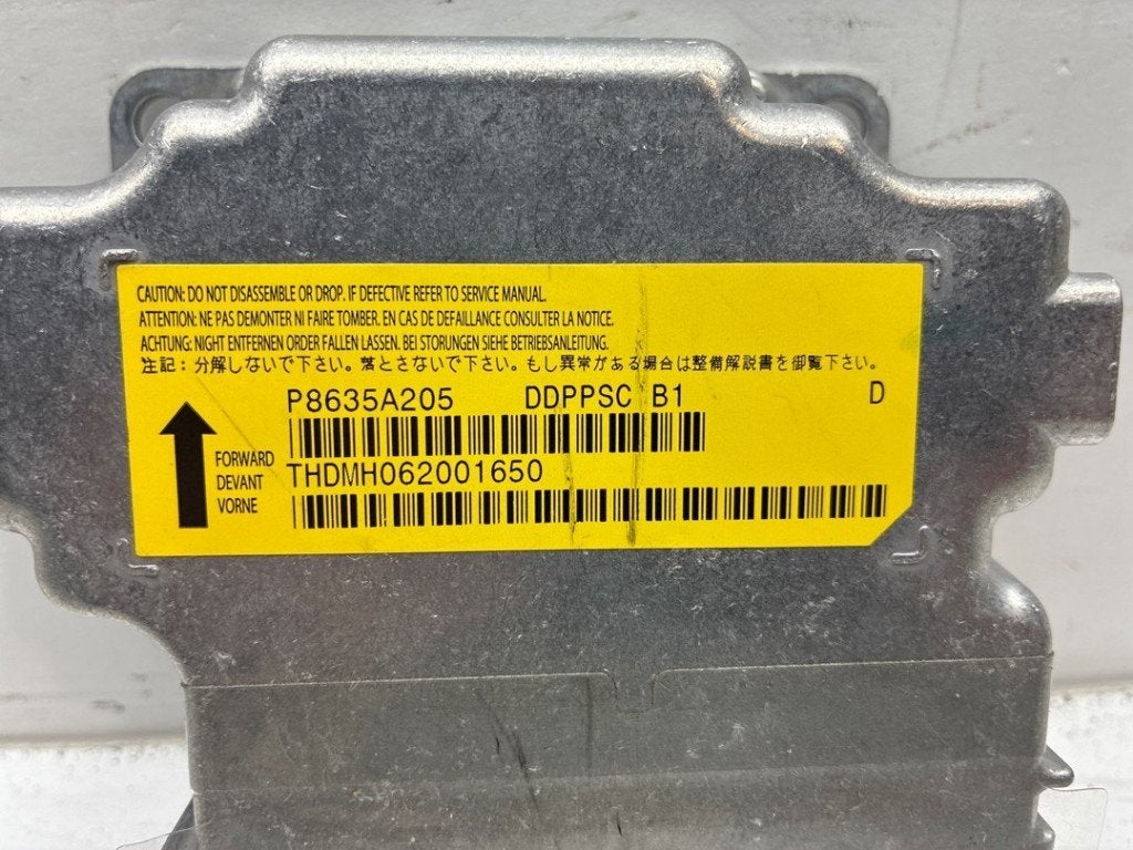 BOITIER AIRBAG Mitsubishi Outlander (CW) (|P8635A205|), Info@mitsubishi-motors.de, MITSUBISHI, Utilisé, Mitsubishi