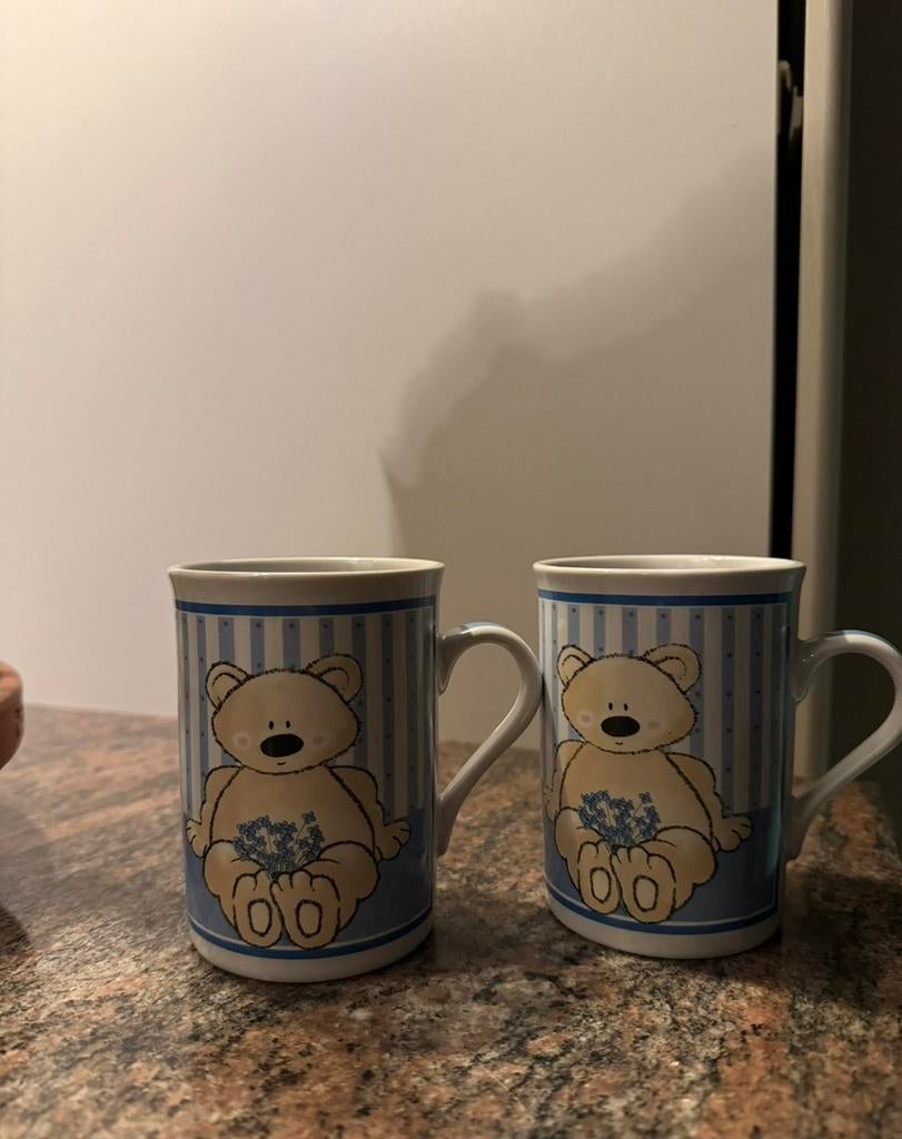 2 porseleinen tassen met beertje op, Enlèvement, Comme neuf