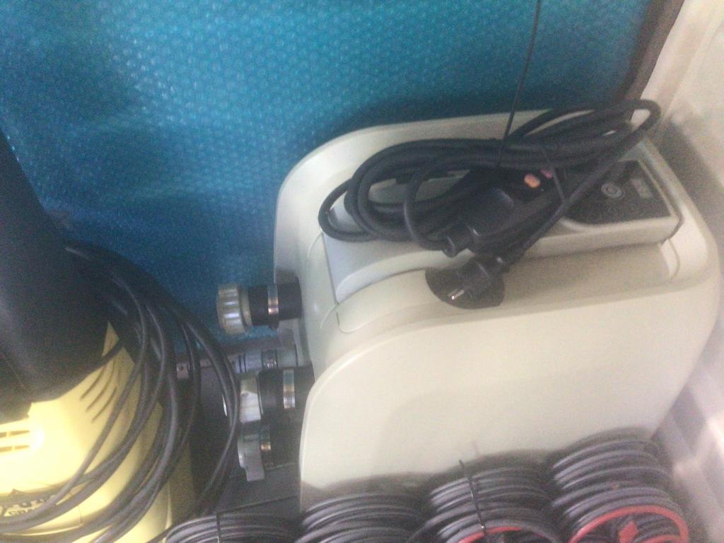 Te koop: Bestway Hawaii pro vierkante opblaasbare jacuzzi,, Ophalen, Opblaasbaar, Afdekzeil, Zo goed als nieuw