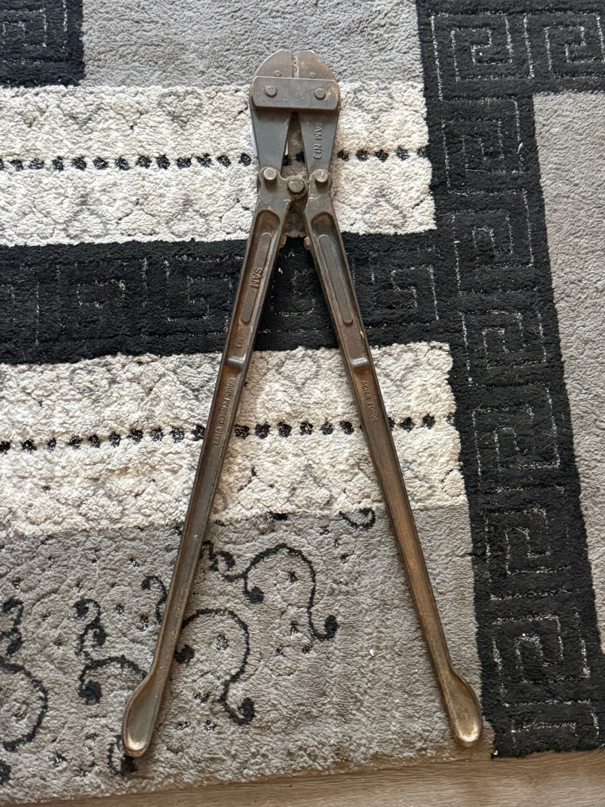 4 stukken Betonschaaren, Doe-het-zelf en Bouw, Ophalen, Zo goed als nieuw