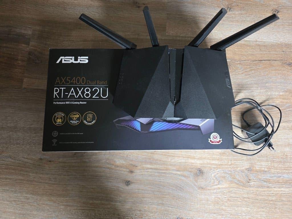 Asus RT-AX82U Wi-Fi 6-gamingrouter, Ophalen, Zo goed als nieuw, Asus