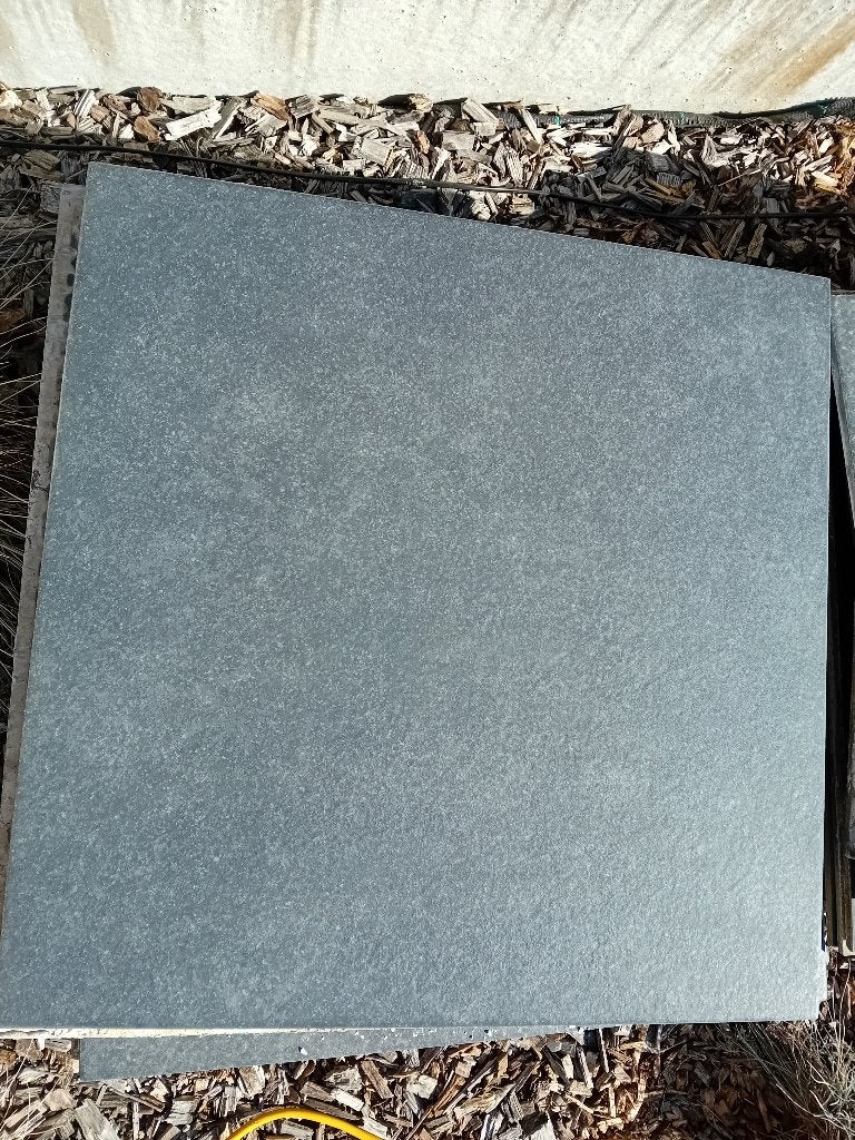 30 gebruikte terrastegels van 60 x 60, Tuin en Terras, Ophalen, Gebruikt, Overige materialen, Terrastegels