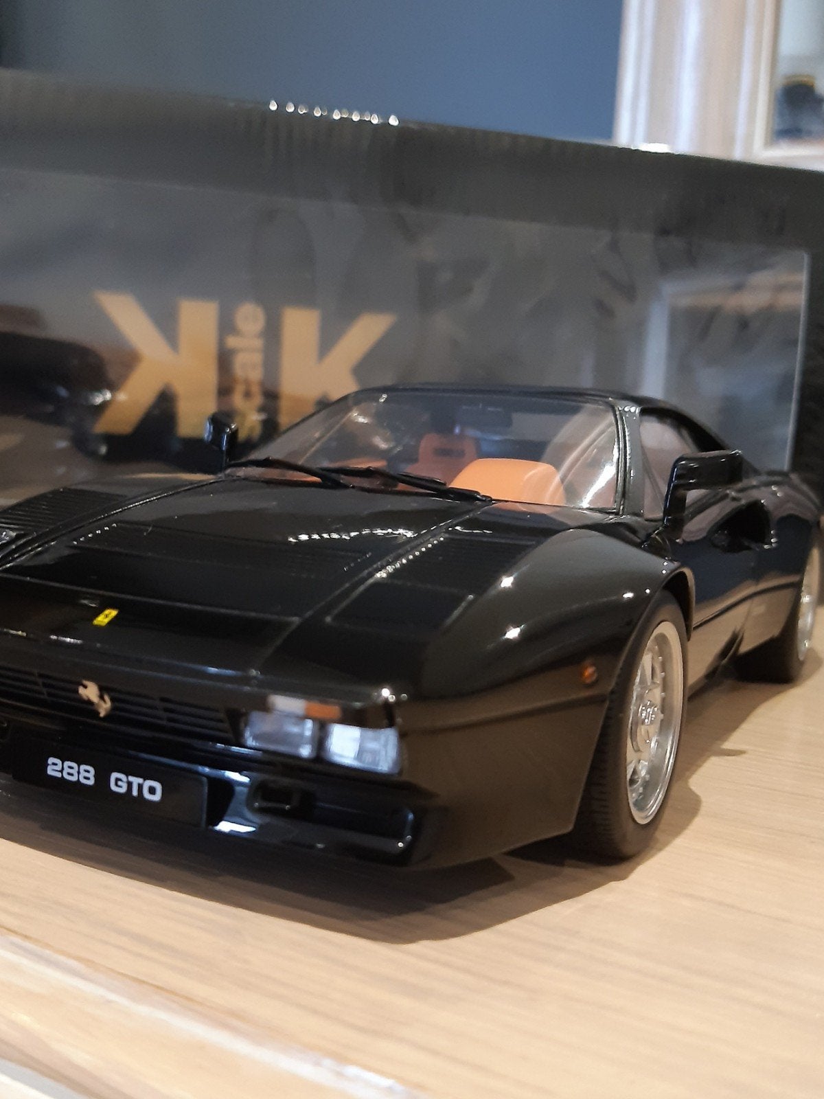 Ferrari 288 gto neuve 1/18 kkscale, Enlèvement ou Envoi, Anson
