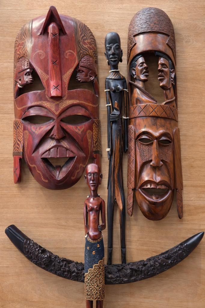 Afrikaanse Beelden & Maskers set, Antiek en Kunst, Ophalen, Handgemaakt, Hout