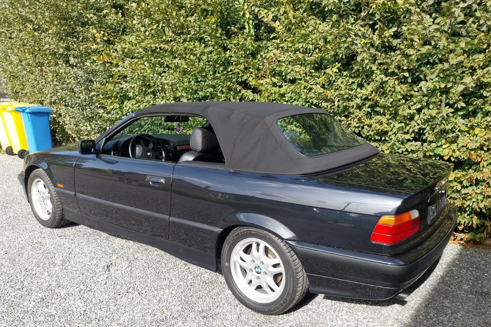 BMW 318i cabrio, foto 2