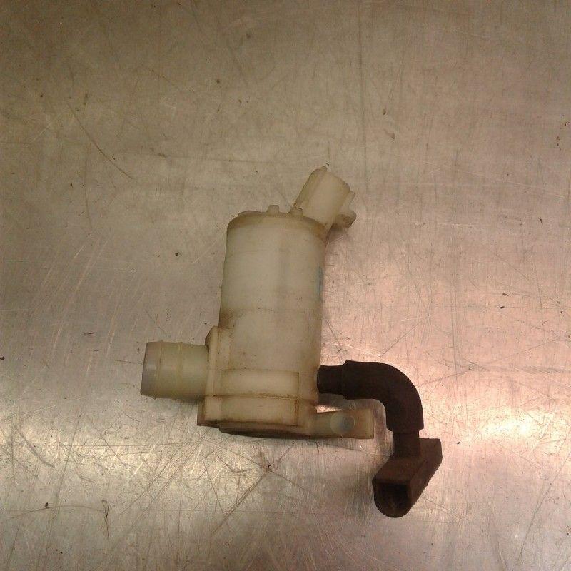 LAVE-GLACE POMPE AVANT Honda CR-Z (ZF1) (01-2010/12-2013), Honda, Dhr. M. Roggen, Stadsweg 37 37
9917 PV  WIRDUM GR., NL, Utilisé
