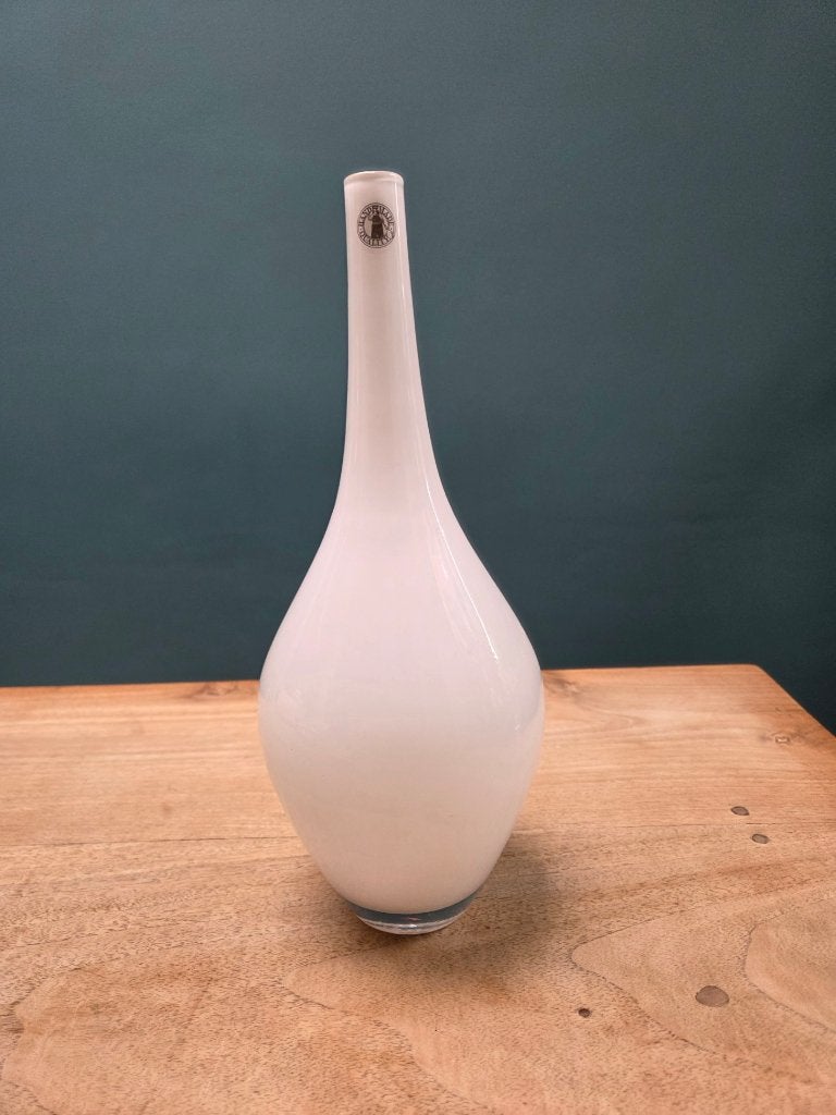 Ikea Salong vaas, mondgeblazen vintage verzamelobject, Huis en Inrichting, Woonaccessoires | Vazen, Handgemaakt, Wit, Nieuw, Glas