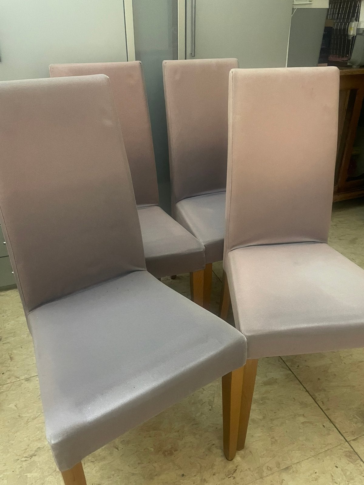 Stoelen, Ophalen, Gebruikt, Overige kleuren, Rechte rugleuning, strakke stoel. Kan in ieder interieur.