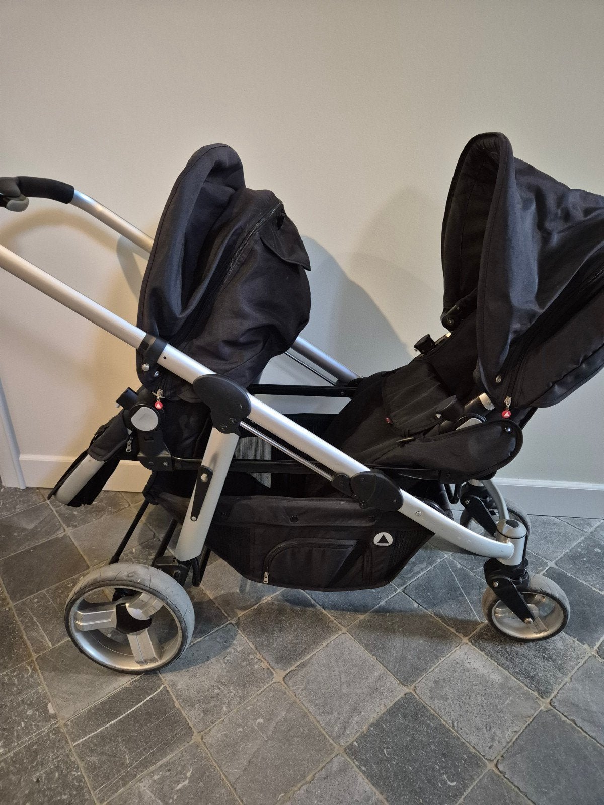 Dubbele kinderwagen met alle toebehoren, Kinderen en Baby's, Ophalen, Kinderwagen