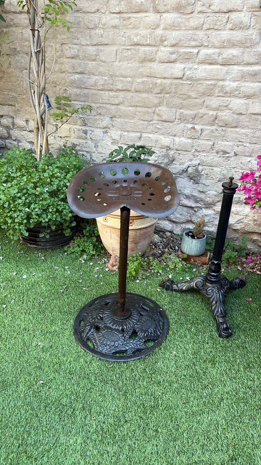 Tabouret, Antiquités & Art, Enlèvement