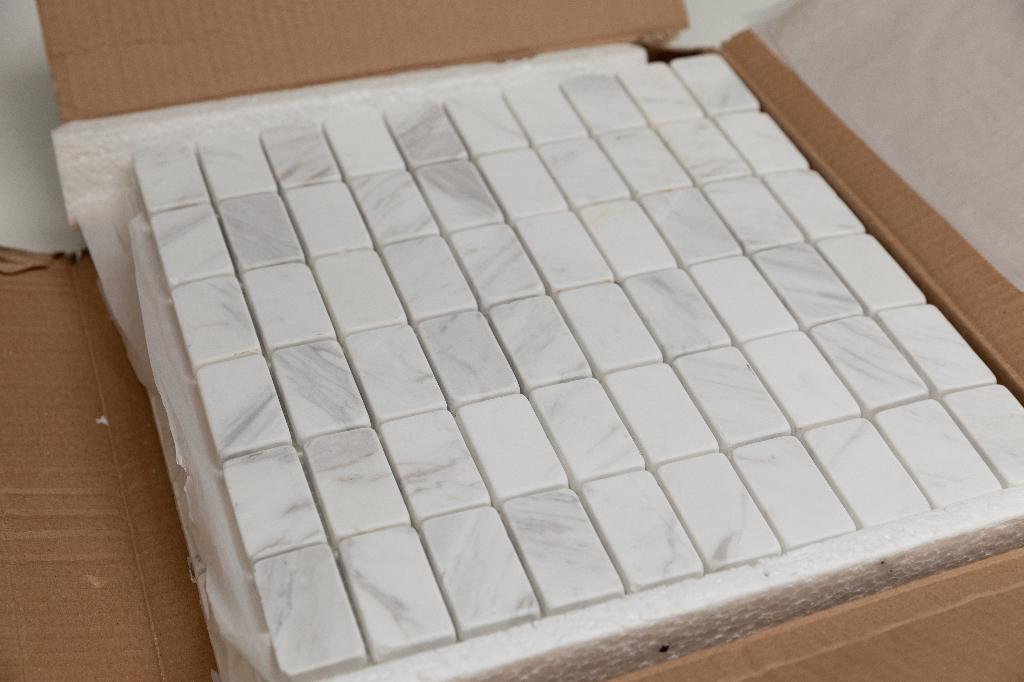 Marmeren tegels / mosaik (echt marmer), Marbre, Moins de 20 cm, Enlèvement, Moins de 20 cm