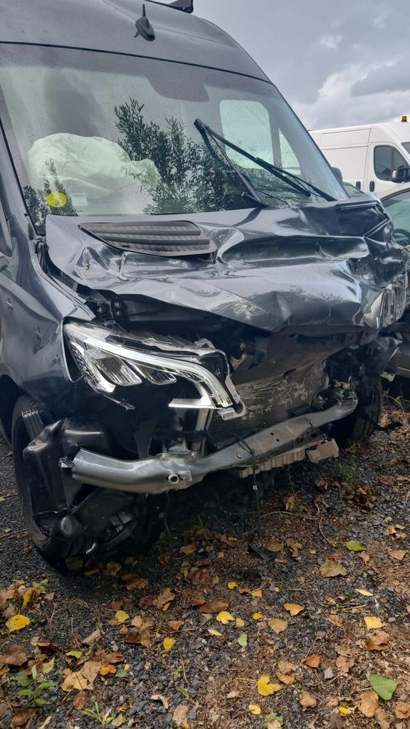 MERCEDES SPRINTER 317CDI 2025 18000 KM VOITURE ENDOMMAGÉE ‼️, Mercedes-Benz, Diesel, Automatique, Enlèvement