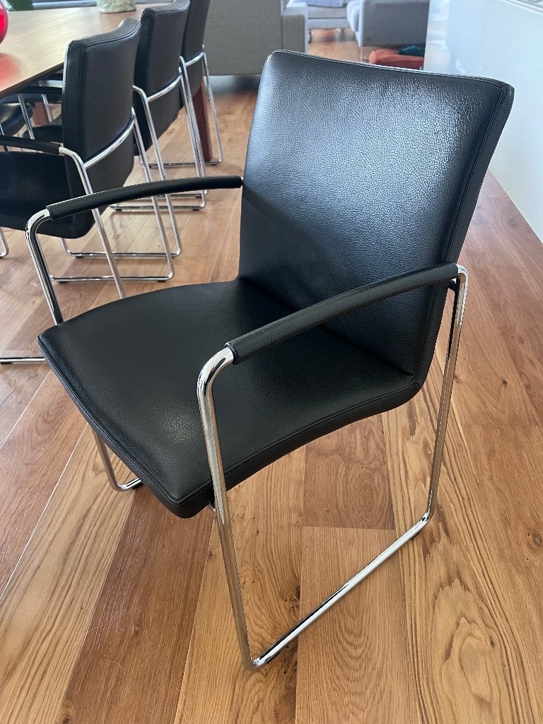 Leolux stoel Talos zwart leder (8 stuks), Huis en Inrichting, Stoelen, Ophalen, Zwart, Design, Leer