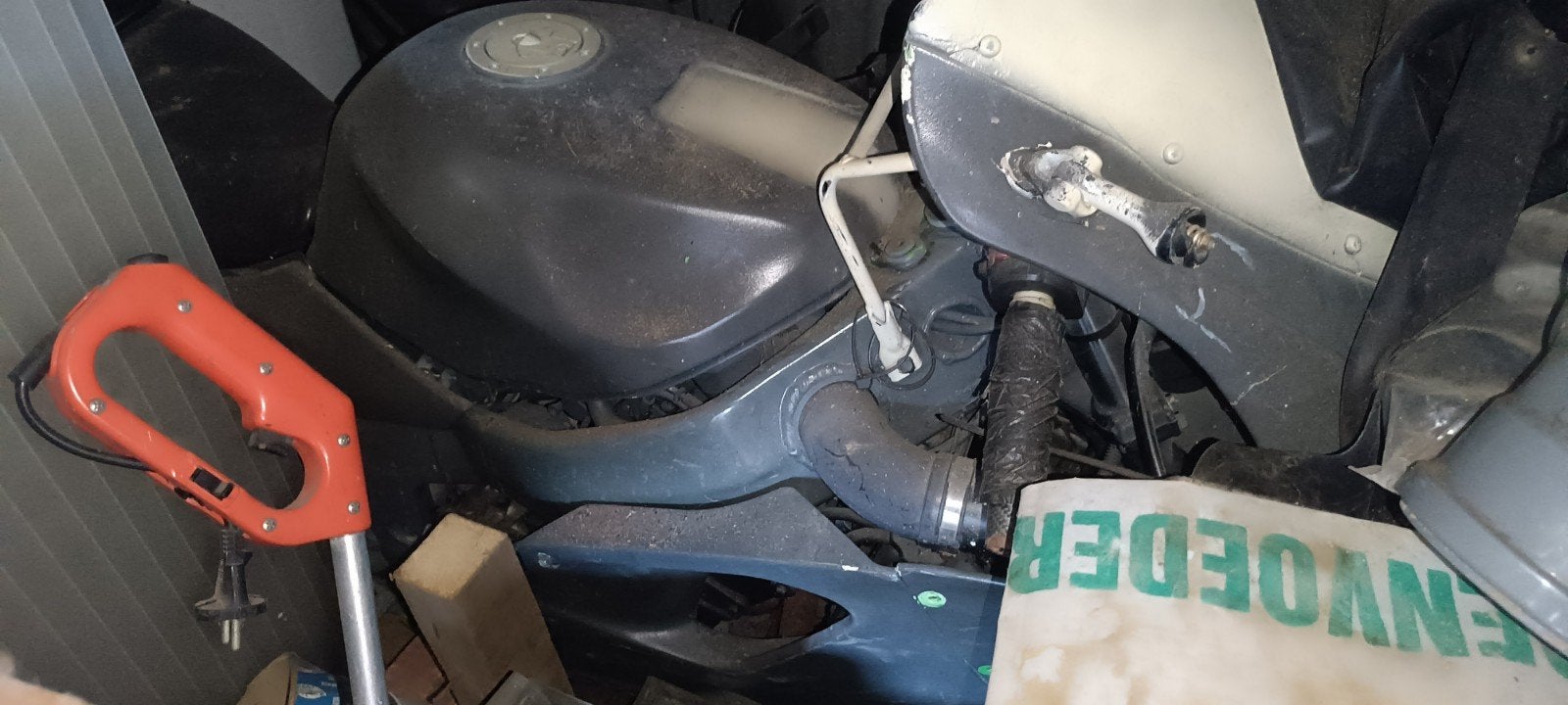Kawasaki 750 zxr schuurvondst, Motoren, Motoren | Kawasaki, Particulier