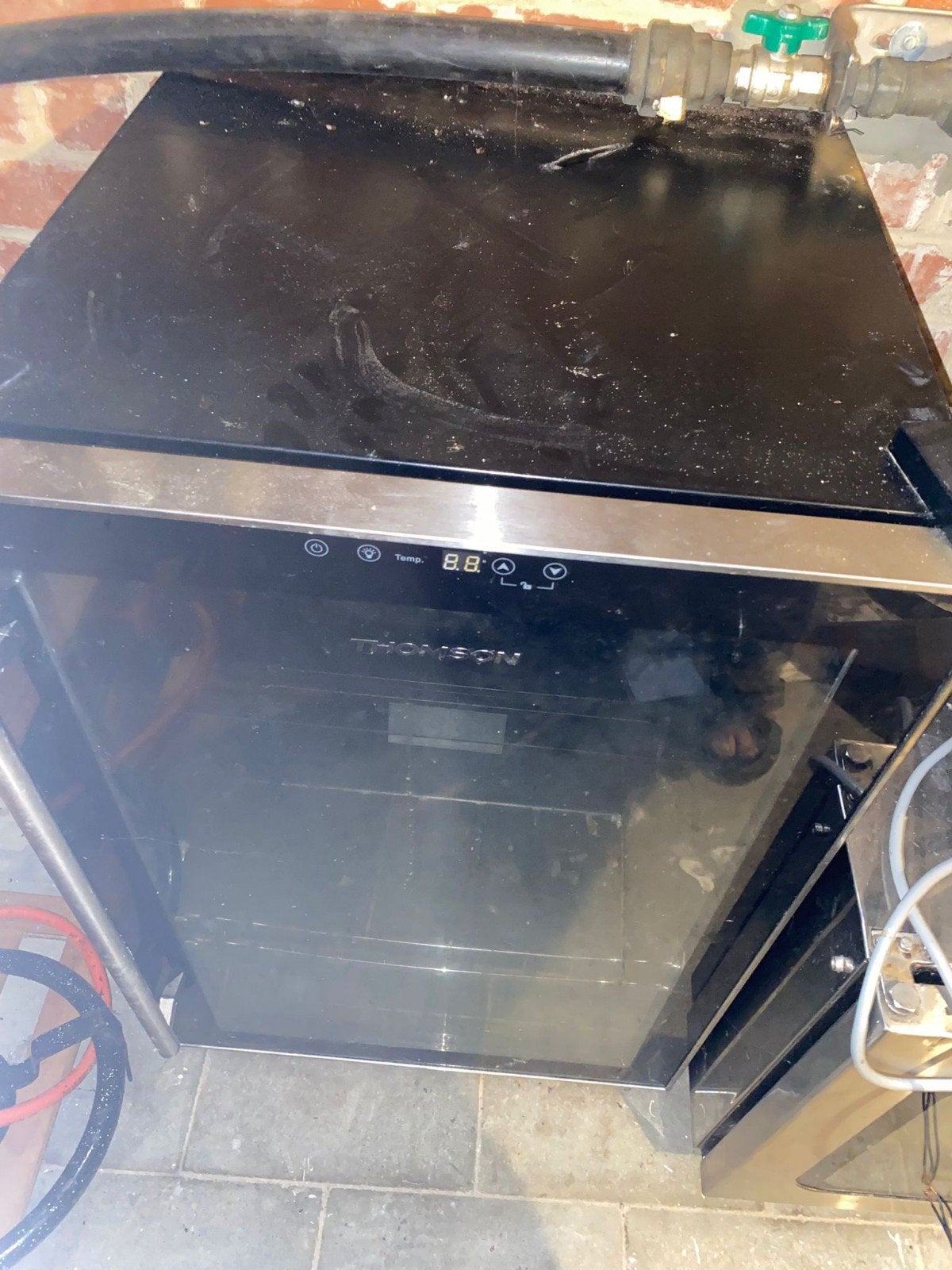 frigo a vin, Electroménager, 85 à 120 cm, Sans bac à congélation, Enlèvement, Utilisé