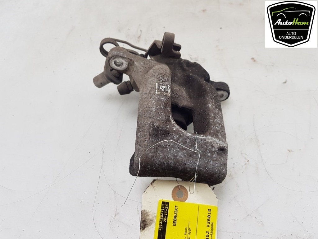 REMKLAUW LINKS ACHTER Opel Corsa F (UB / UH / UP), Gebruikt, Opel