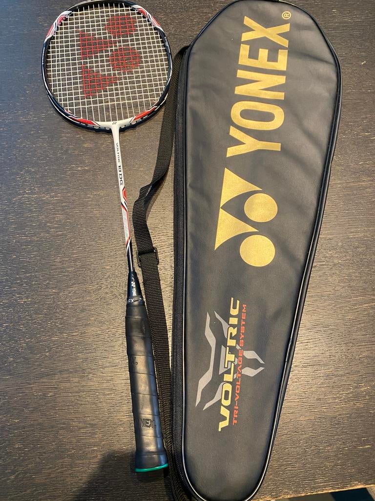 Badminton racket- YONEX VOLTRIC 10DG, Ophalen, Zo goed als nieuw