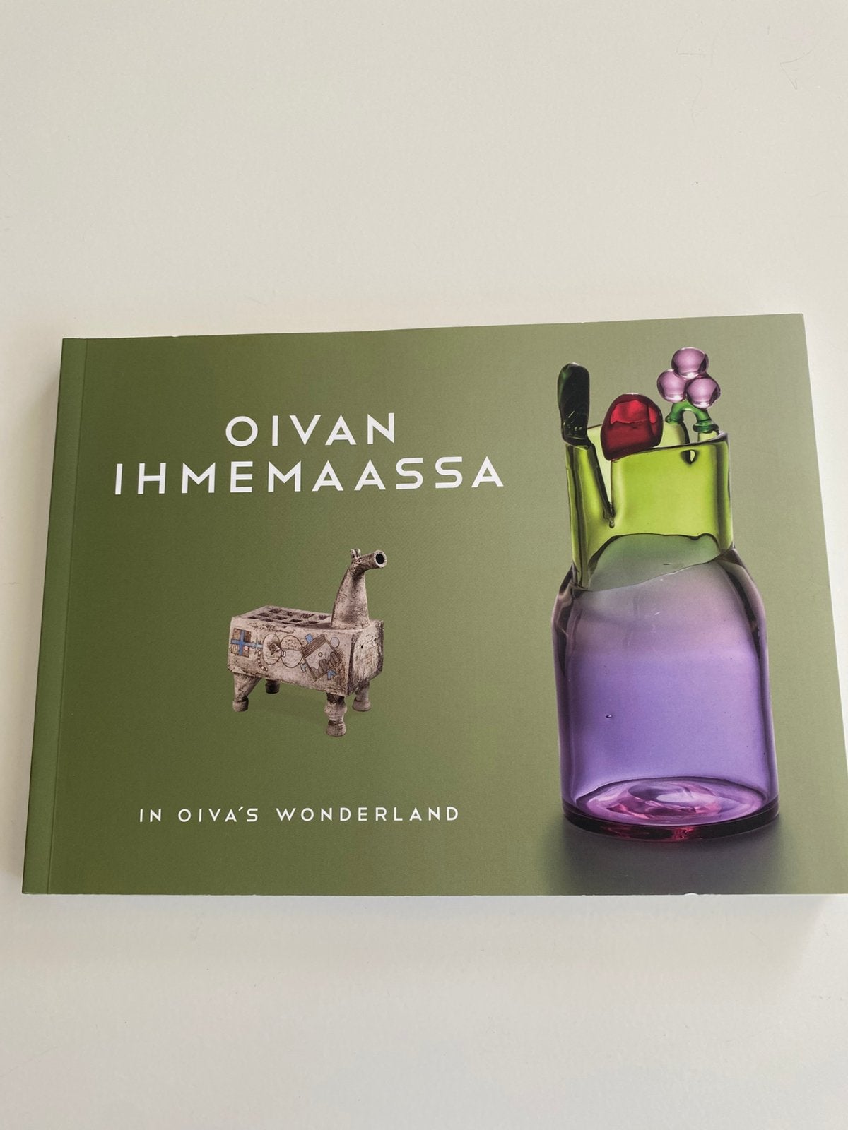 Boek ‘In Oiva’s wonderland’ - Finland -, Antiek en Kunst, Ophalen of Verzenden