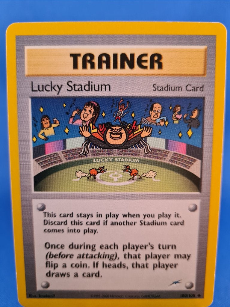 Lucky Stadium 100/105 - Neo Destiny, Verzenden, Gebruikt