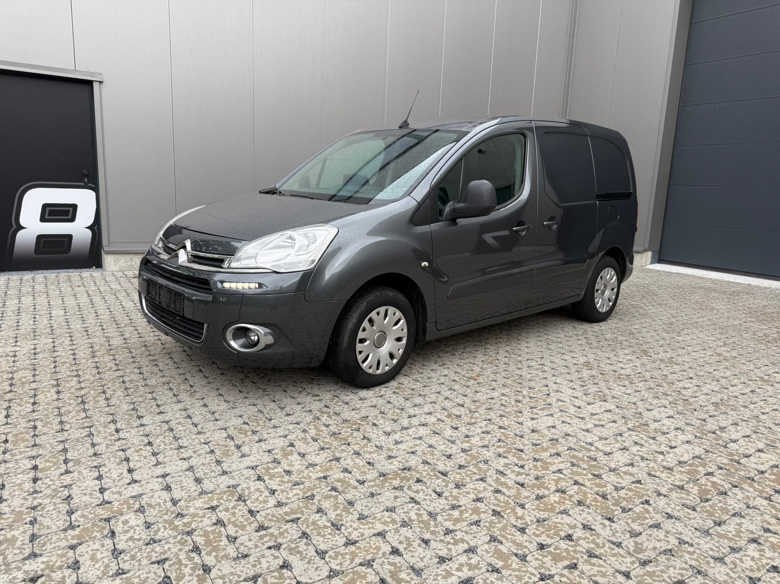 Citroen berlingo 1.6hdi/trekhaak/navi/auroc/gvv, Autos, Entreprise, Noir, 5 portes, Diesel