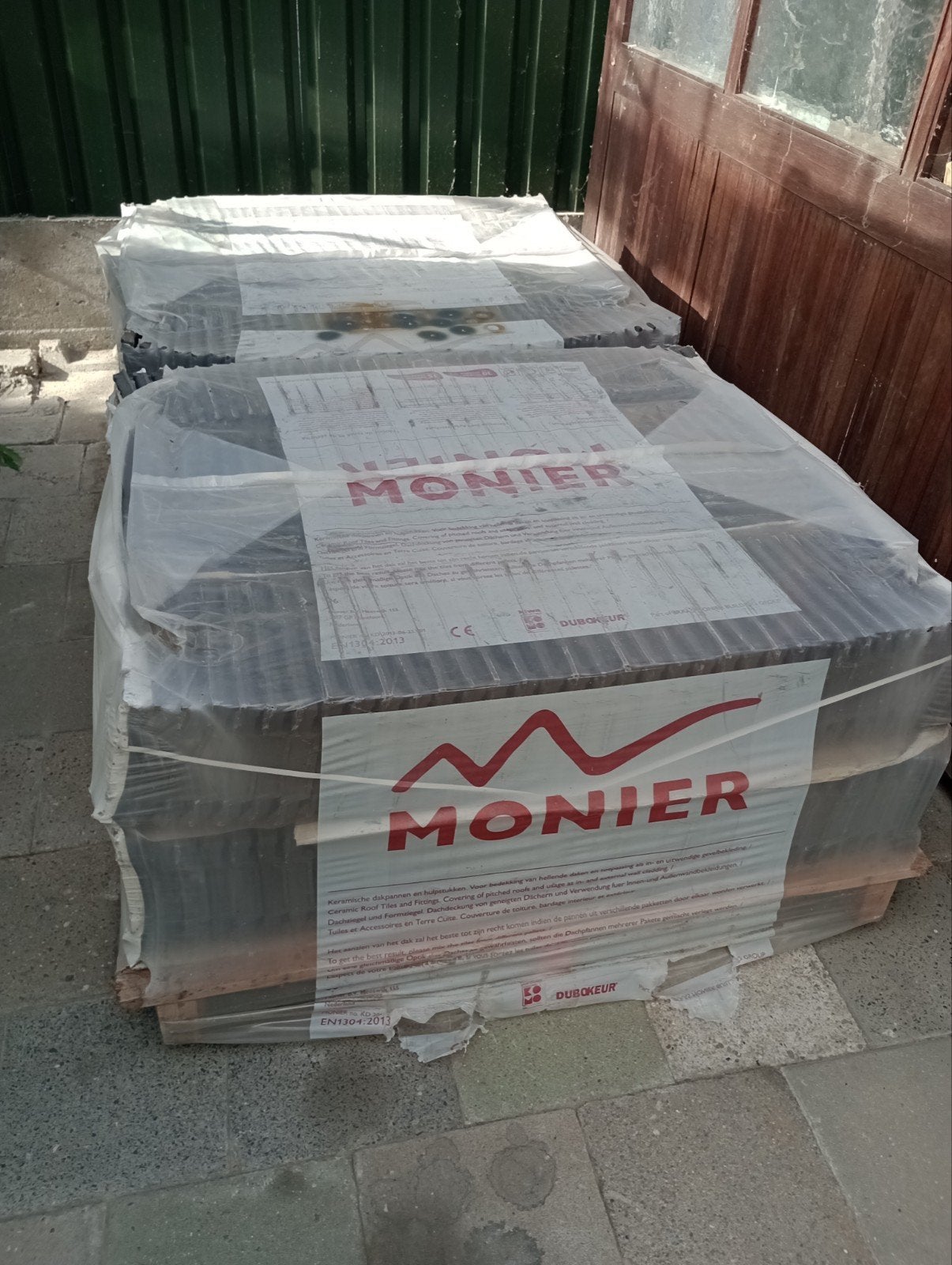 TUILE DU NORD
Monier
blauw gesmoord 750 stuks
nieuw in verpa, Bricolage & Construction, Enlèvement, Neuf, Tuiles