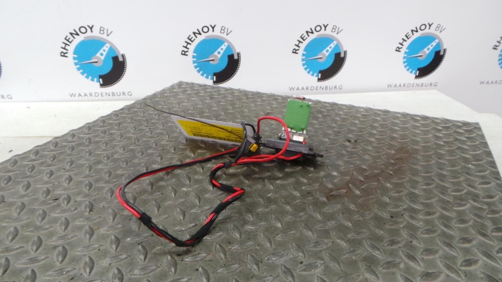 RENAULT CLIO KACHELMOTOR 2013, Ophalen of Verzenden, Gebruikt, Stiba lid