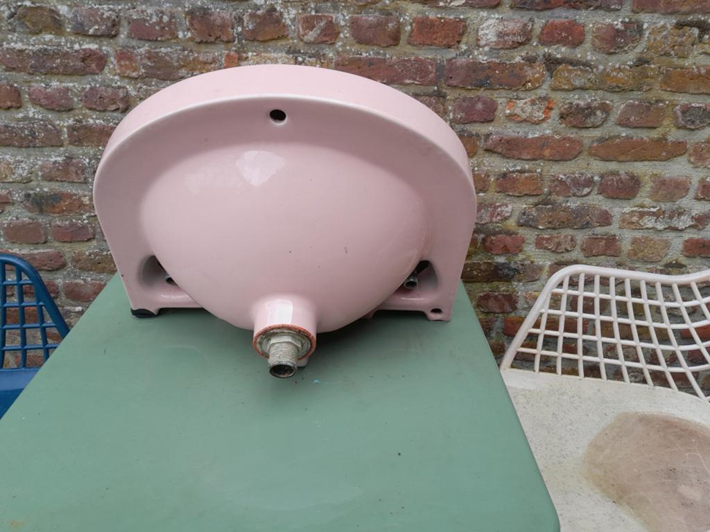 Oude roze lavabo, Doe-het-zelf en Bouw, Sanitair, Ophalen