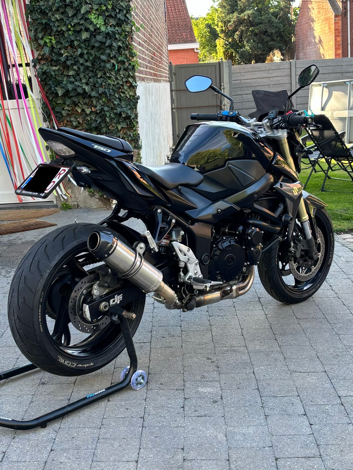 Suzuki gsr 750, Motos, Motos | Suzuki, Particulier, Poignées chauffantes