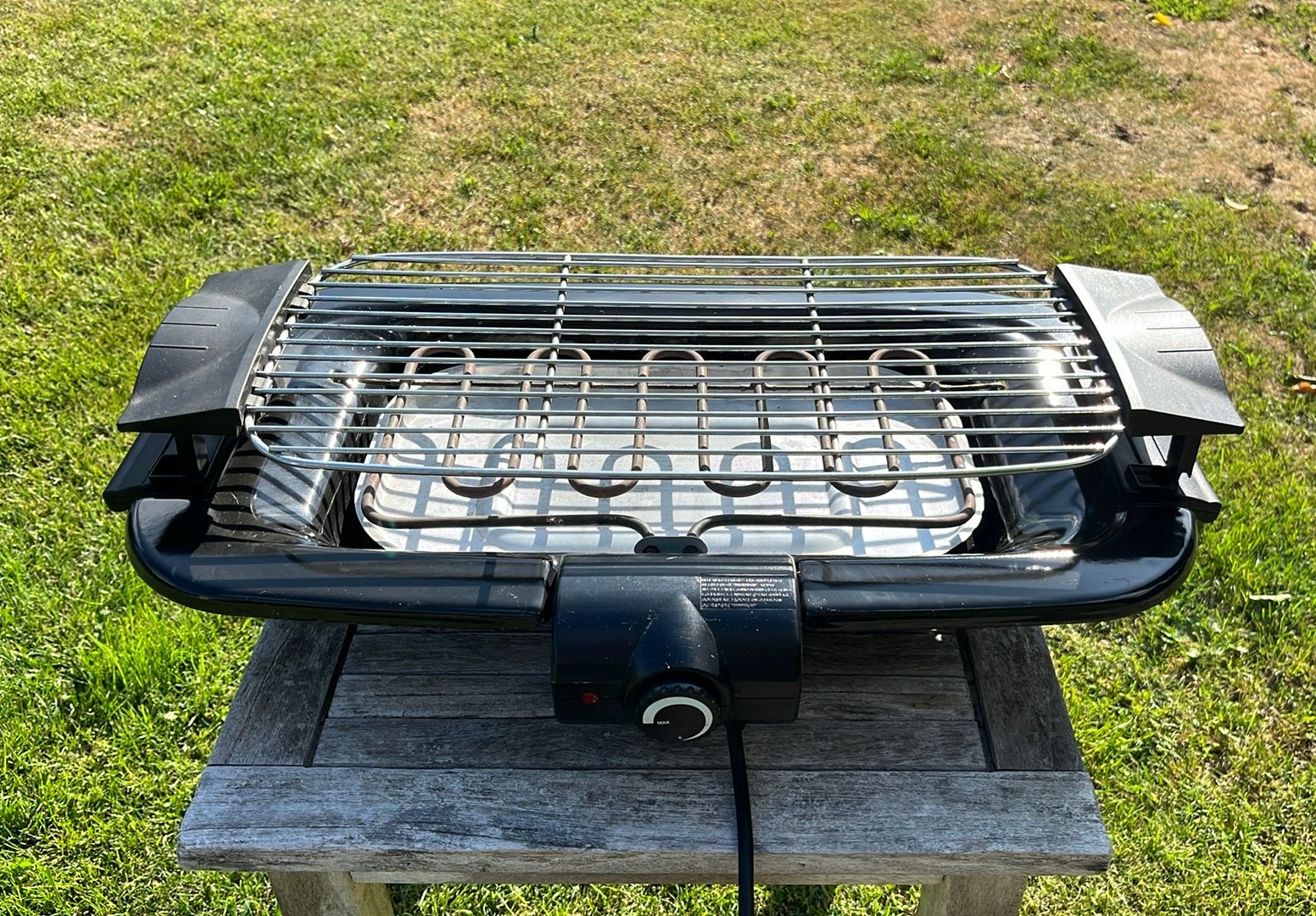 Table de barbecue en parfait état, Jardin & Terrasse, Enlèvement ou Envoi, Comme neuf