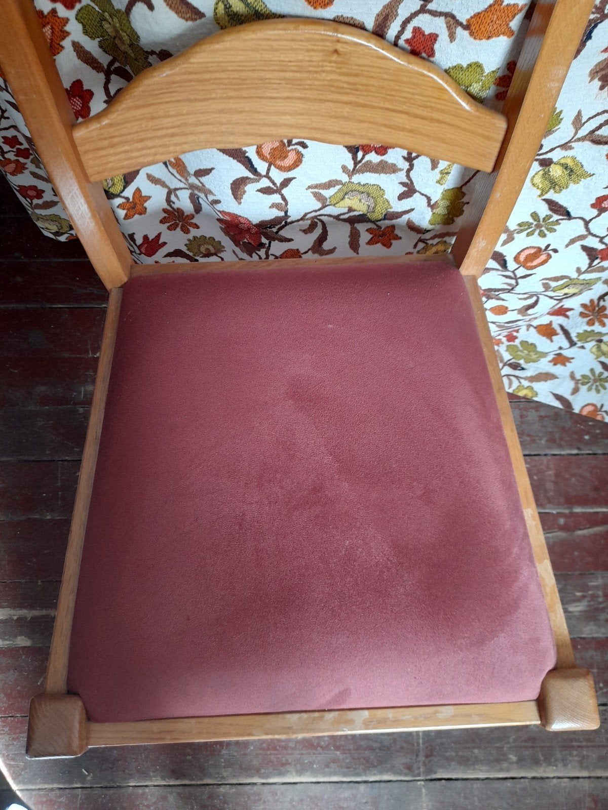 chaise en chêne clair avec assises vieux rose, Huis en Inrichting, Ophalen, Roze
